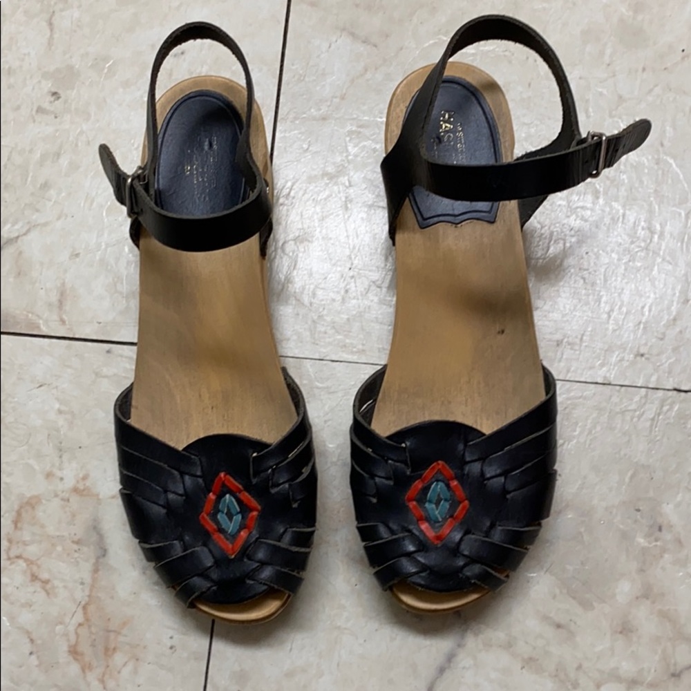Swedish Hasbeens Wood Black Leather Clogs 38/7.5